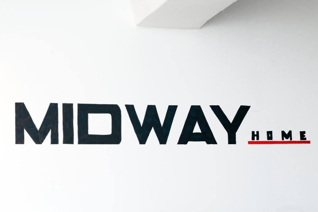 Midway Home, Nel Centro Storico Di Genova ภายนอก รูปภาพ